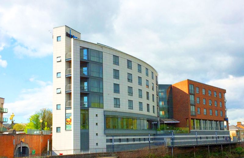Absolute Hotel​